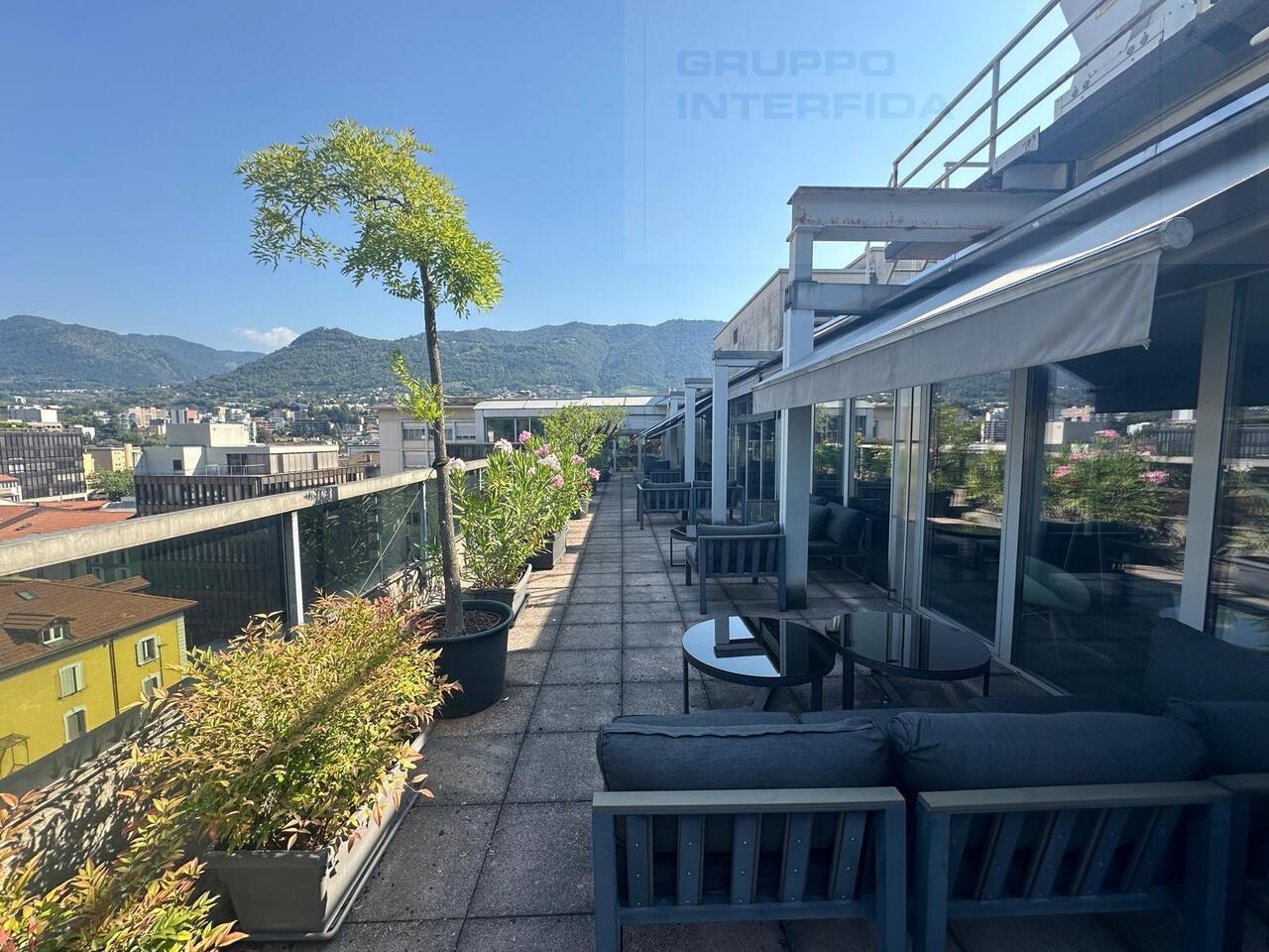 313m² bureau