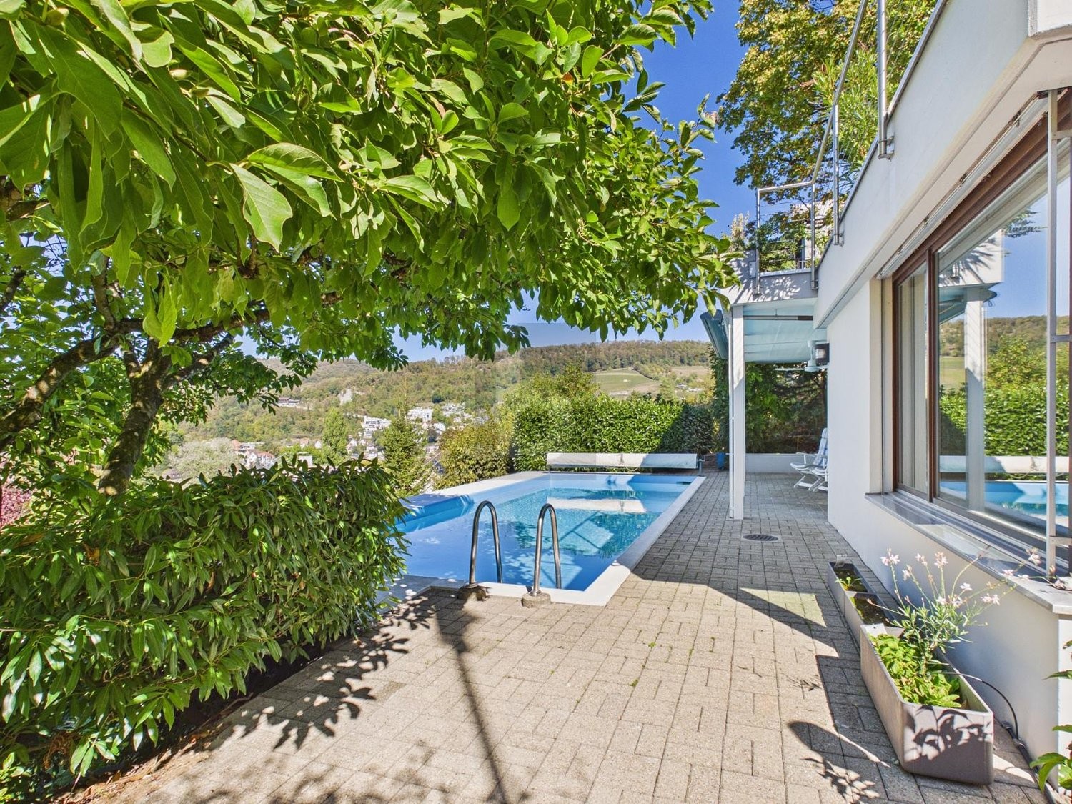 Appartamento con terrazza di 2 ½ locali, foto 1 di 4