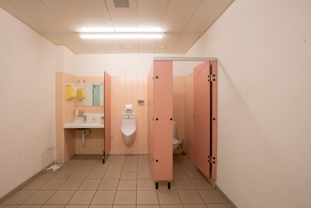 negozio di 1495m²