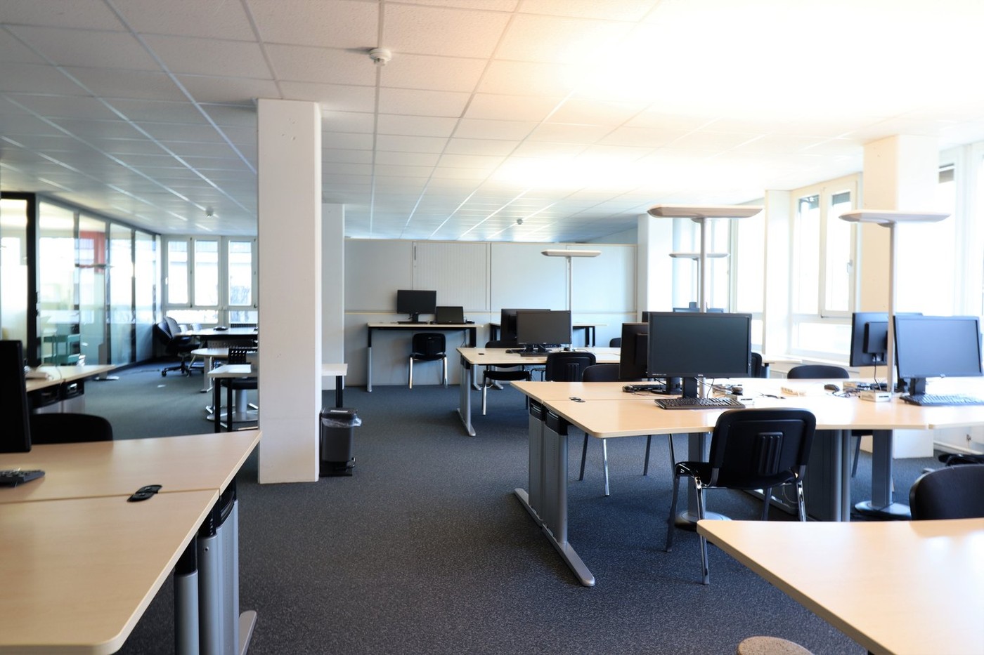 4376m² office, foto 7 di 10