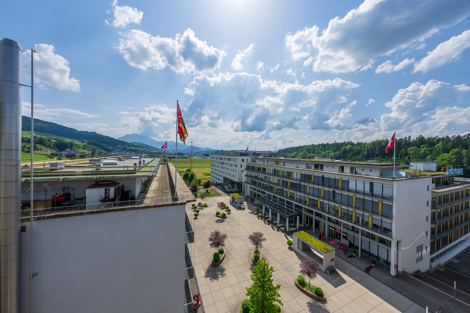 2000m² ufficio