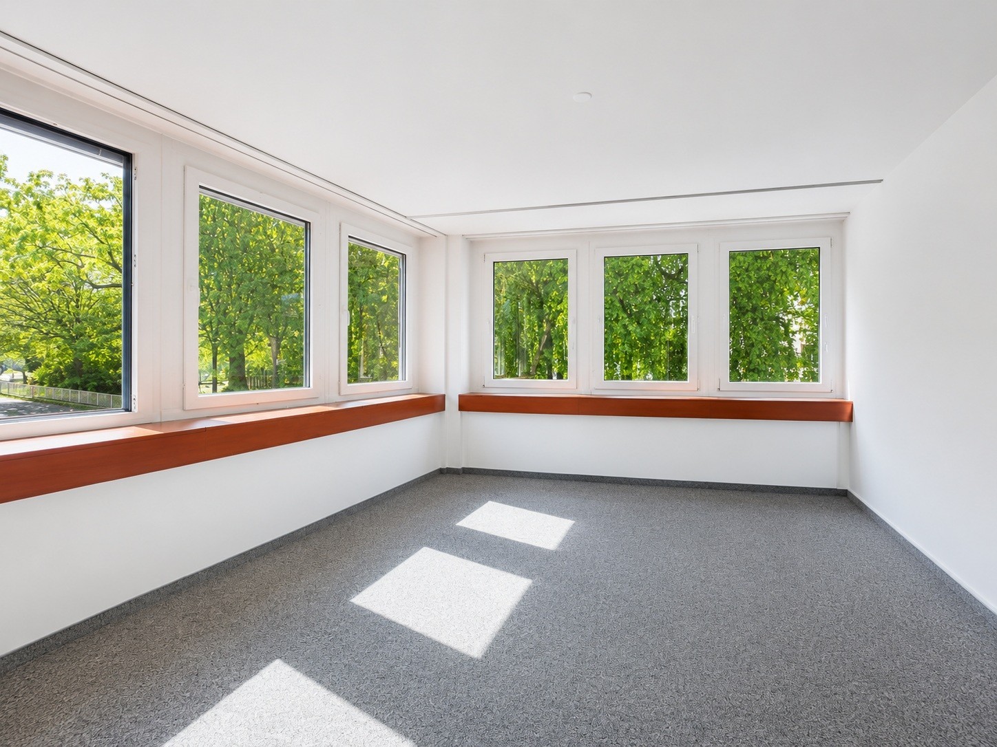 698m² de bureaux