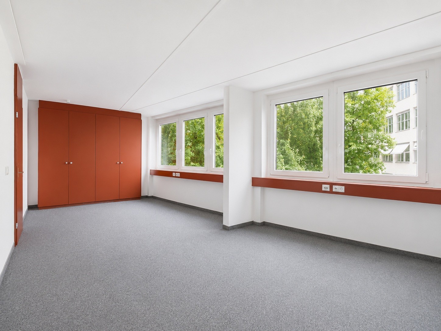 698m² de bureaux