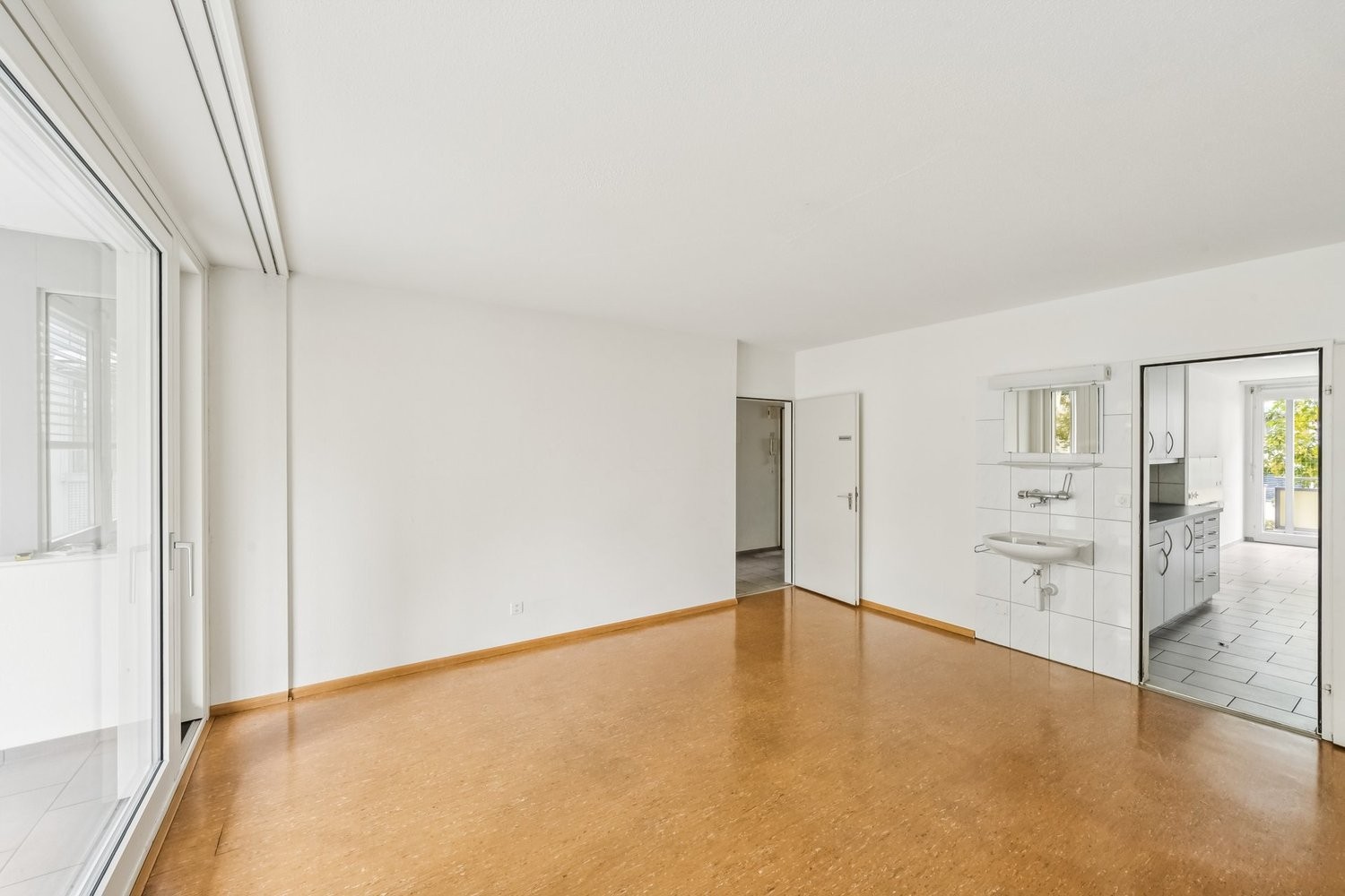 81m² commerciale, foto 9 di 10