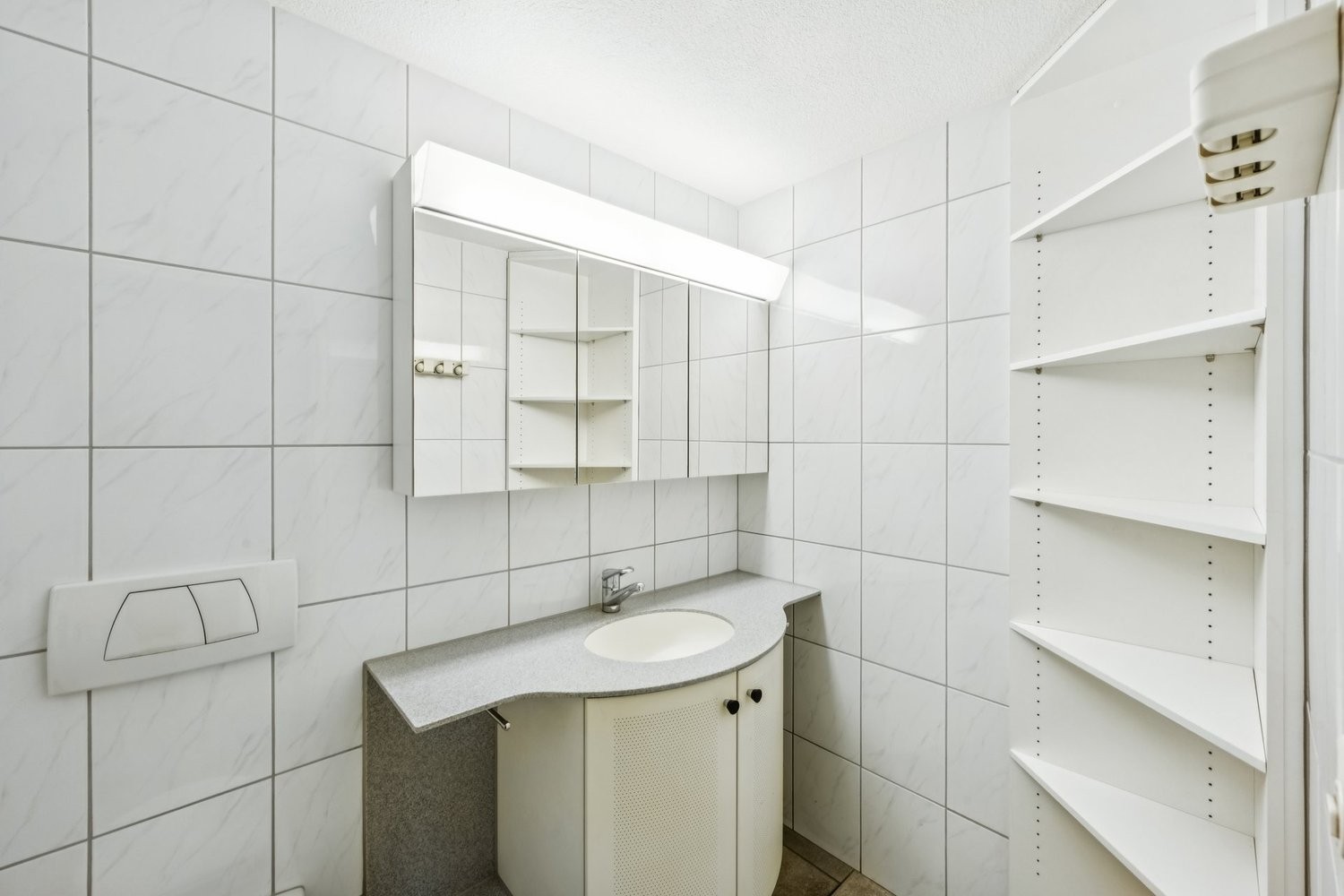 81m² commerciale, foto 4 di 10