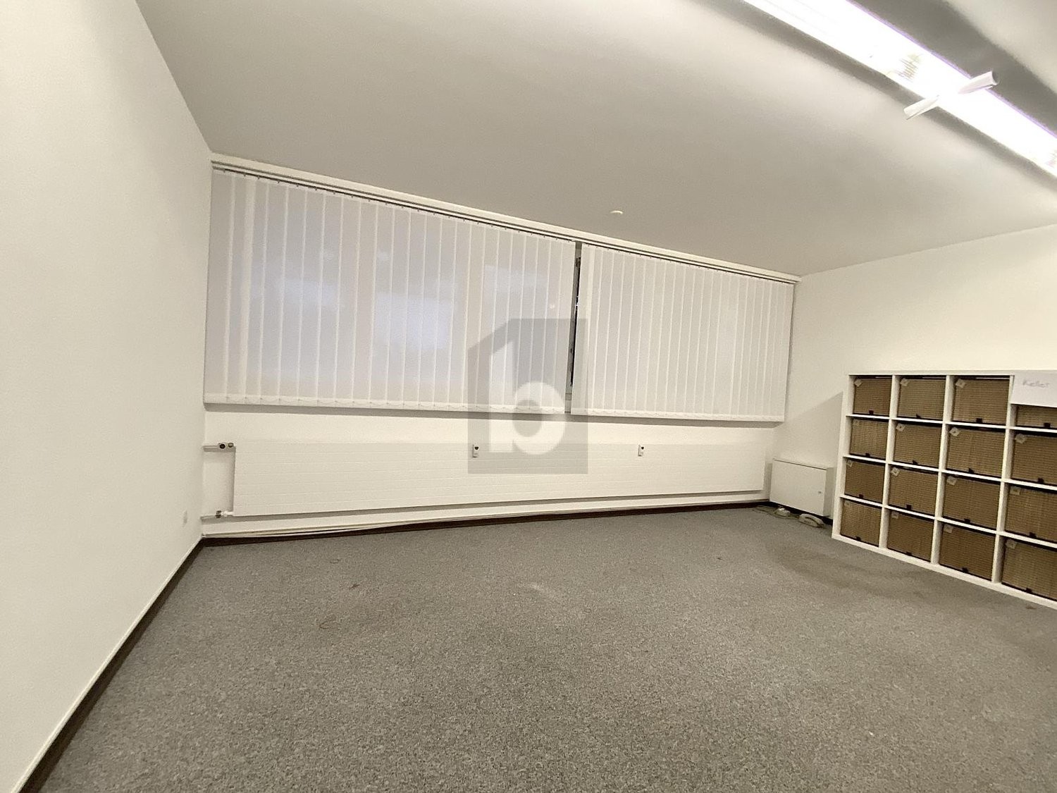 117m² office
