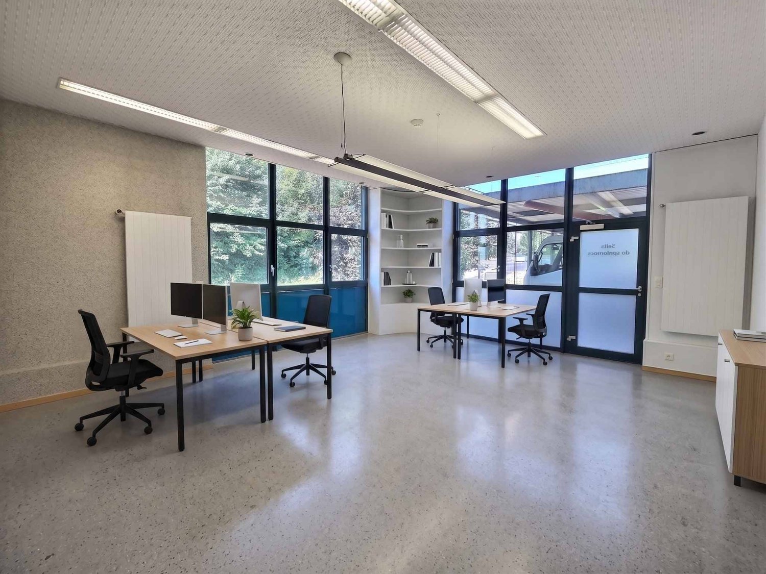 243m² commerciale