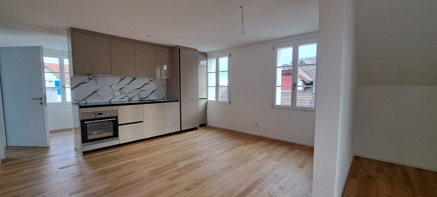3 rooms apartment

Additional costs flat rate. No surprises with supplementary payments.