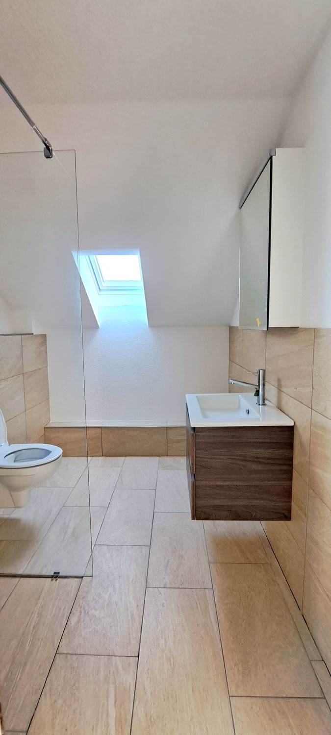 3 rooms apartment

Additional costs flat rate. No surprises with supplementary payments.