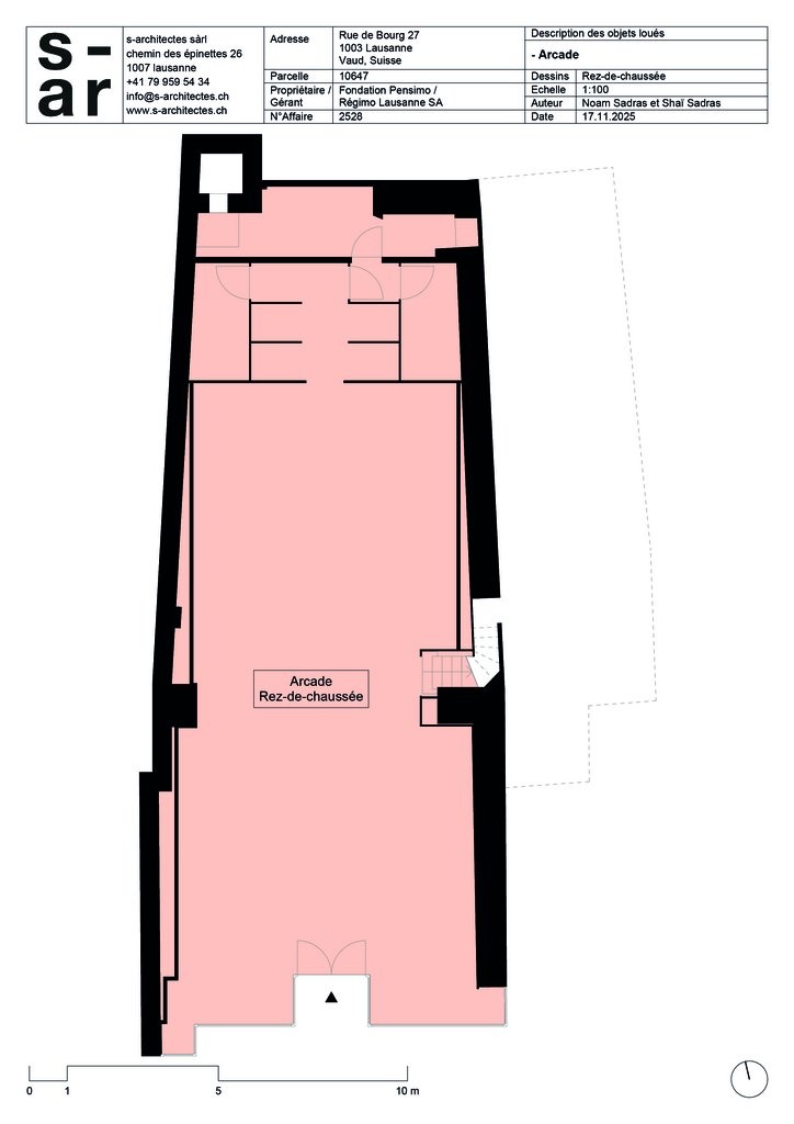 166m² shop