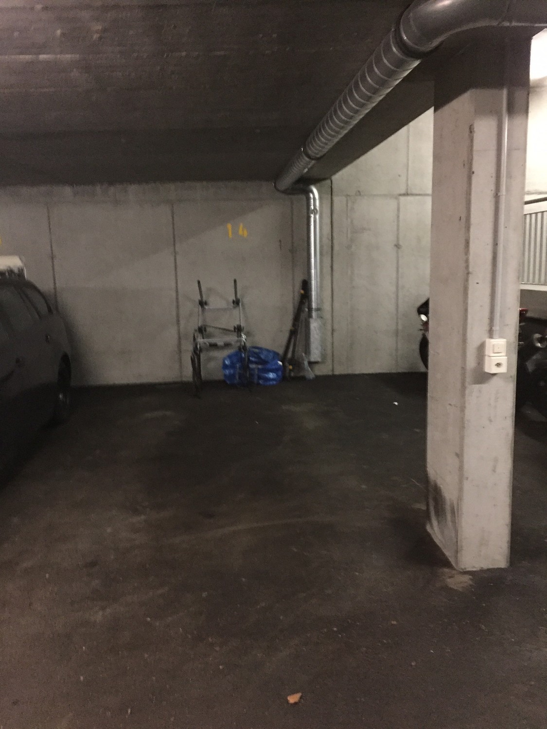 Posto auto in garage