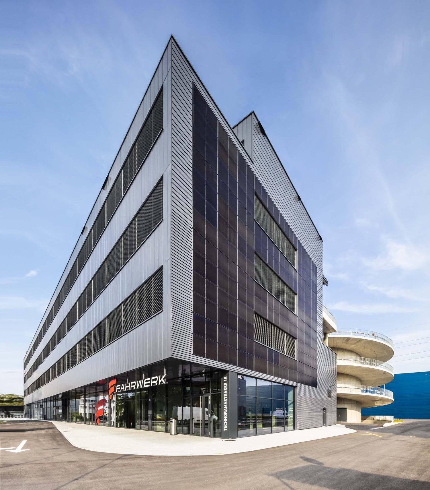 130m² commerciale