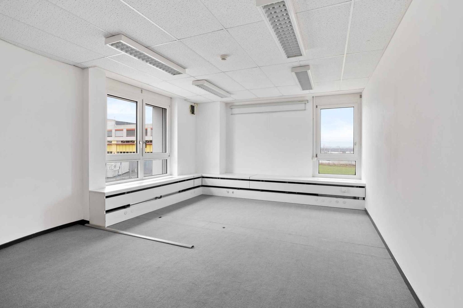 484m² ufficio