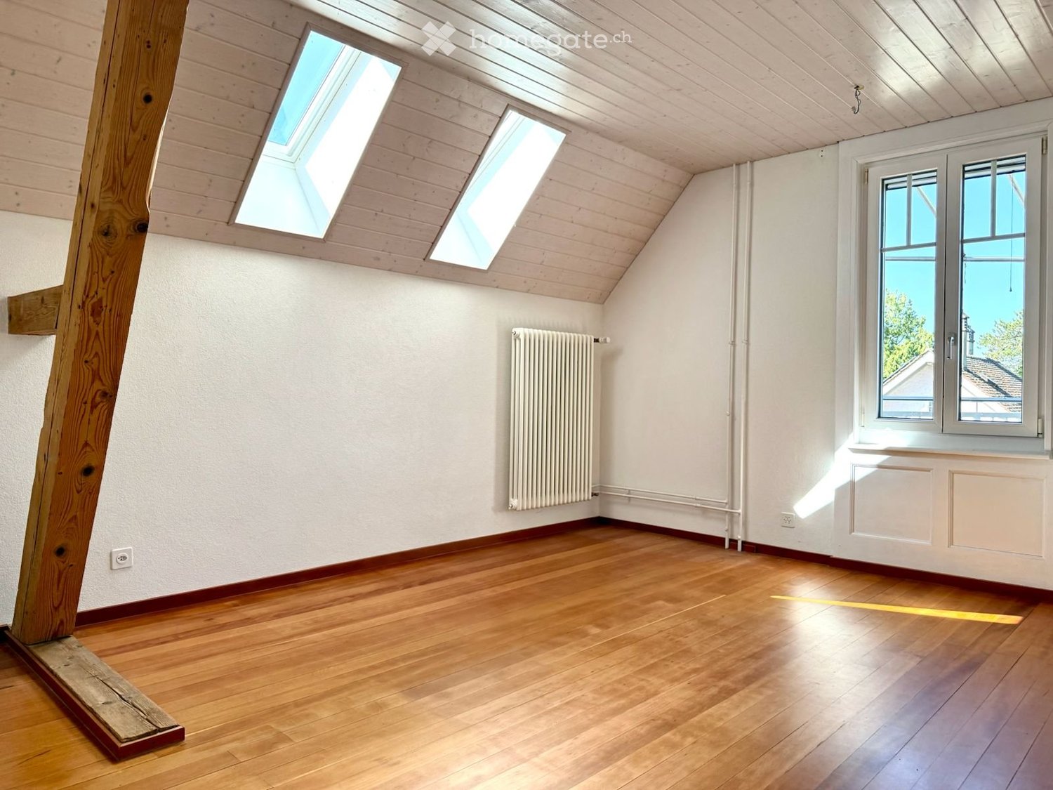 5 rooms apartment