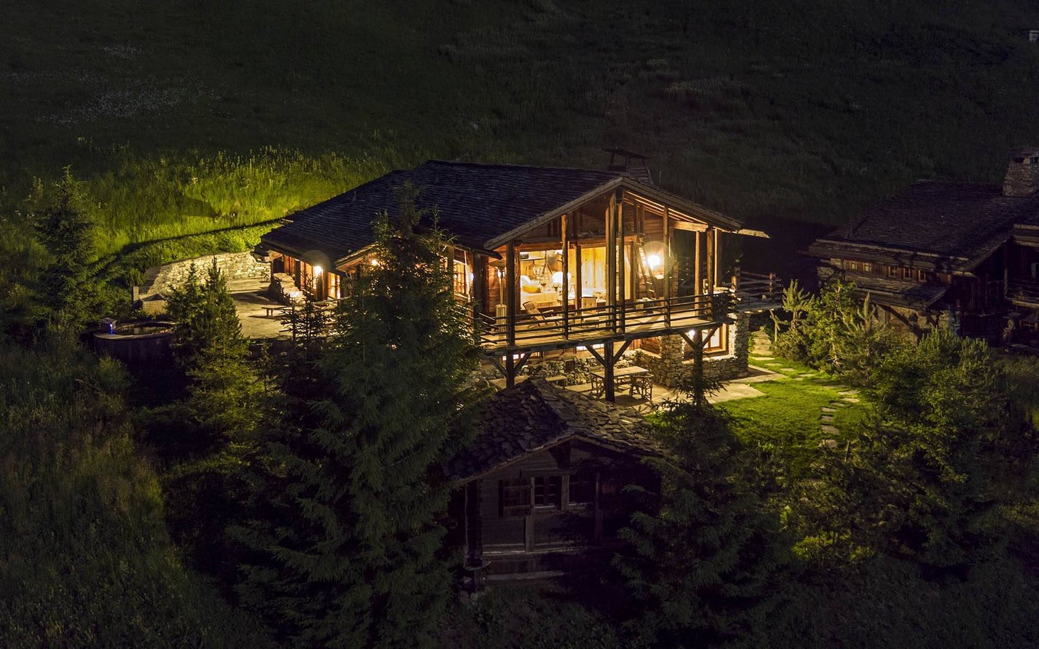 8 rooms chalet