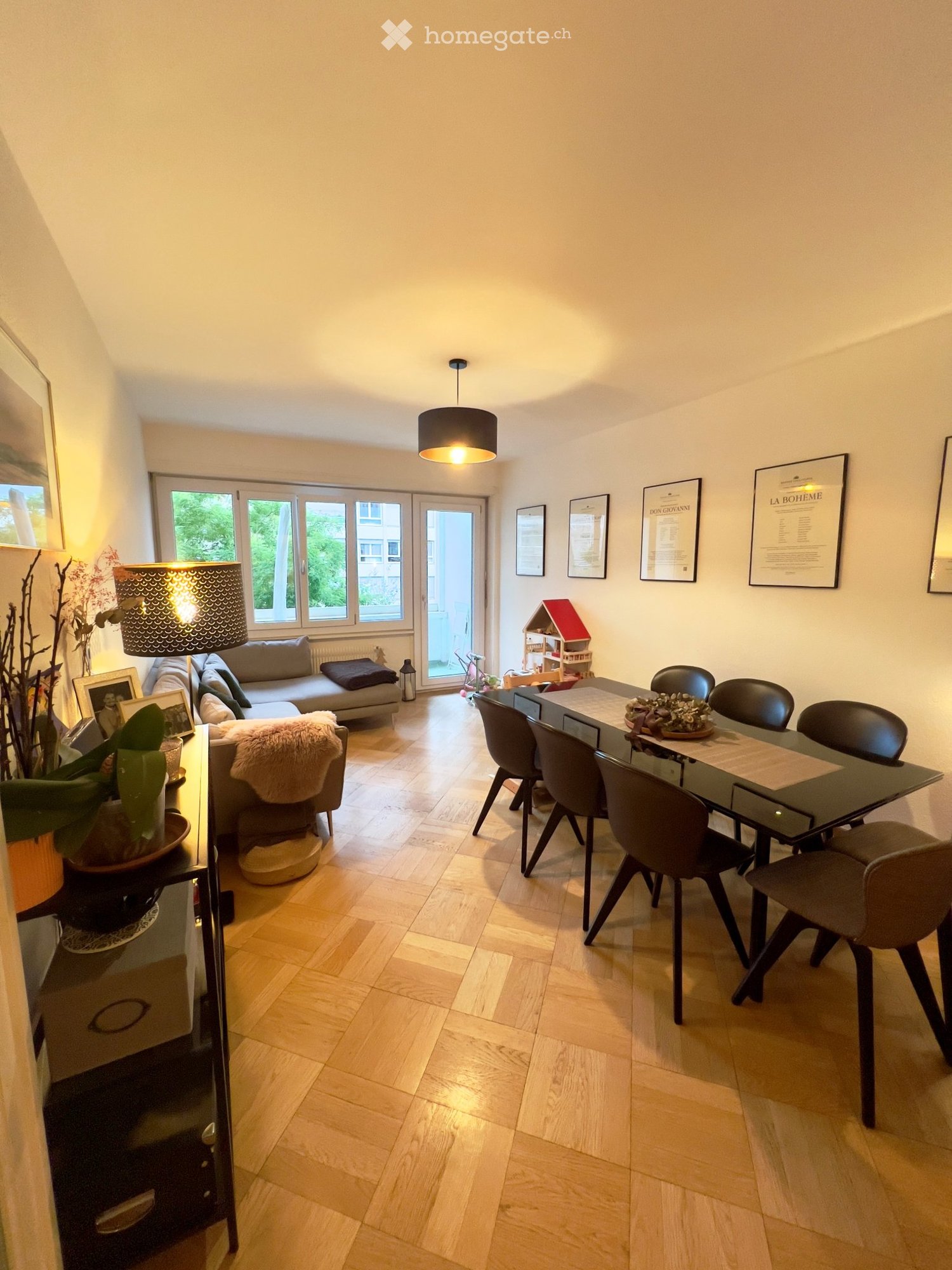 Bellissimo appartamento di 4,5 locali con doppia esposizione e due balconi Florissant / Rue de lAthénée