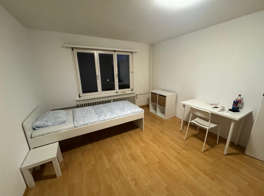 Stanza in un appartamento condiviso, foto 3 di 3