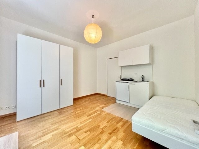 1 room single room