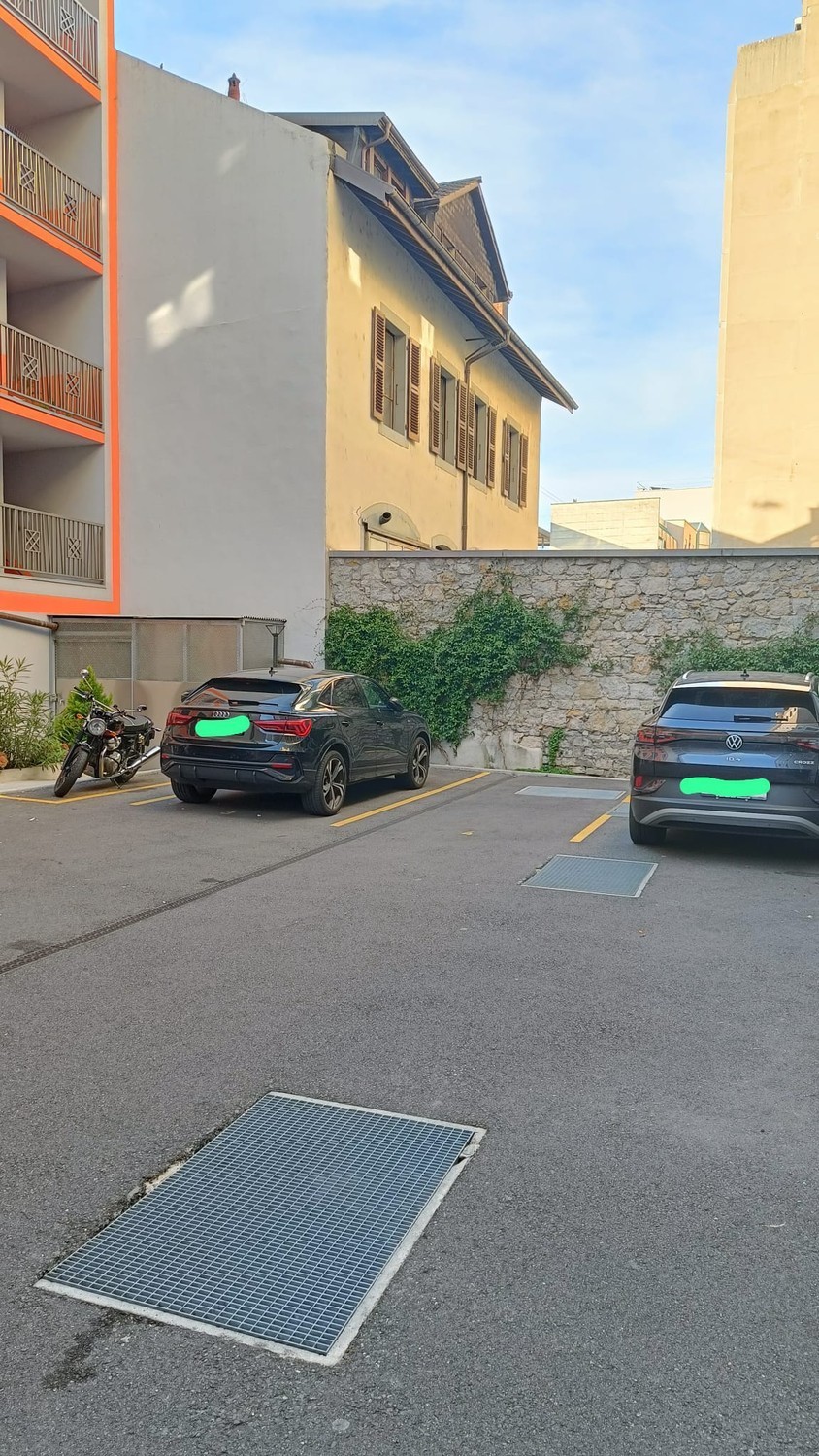 Posto disponibile, foto 1 di 3