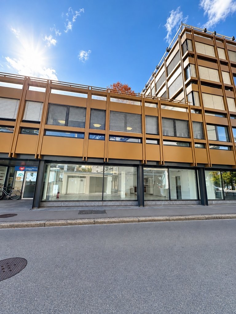 negozio di 119m²