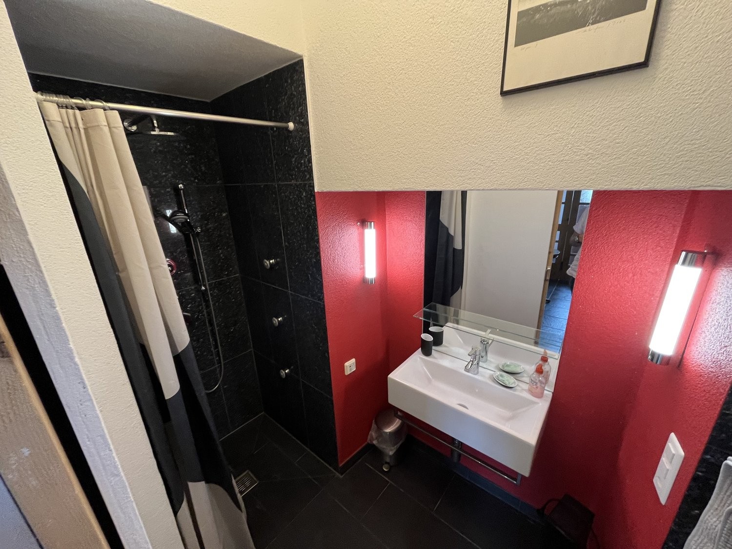 Appartamento arredato di 2 ½ locali, foto 3 di 5