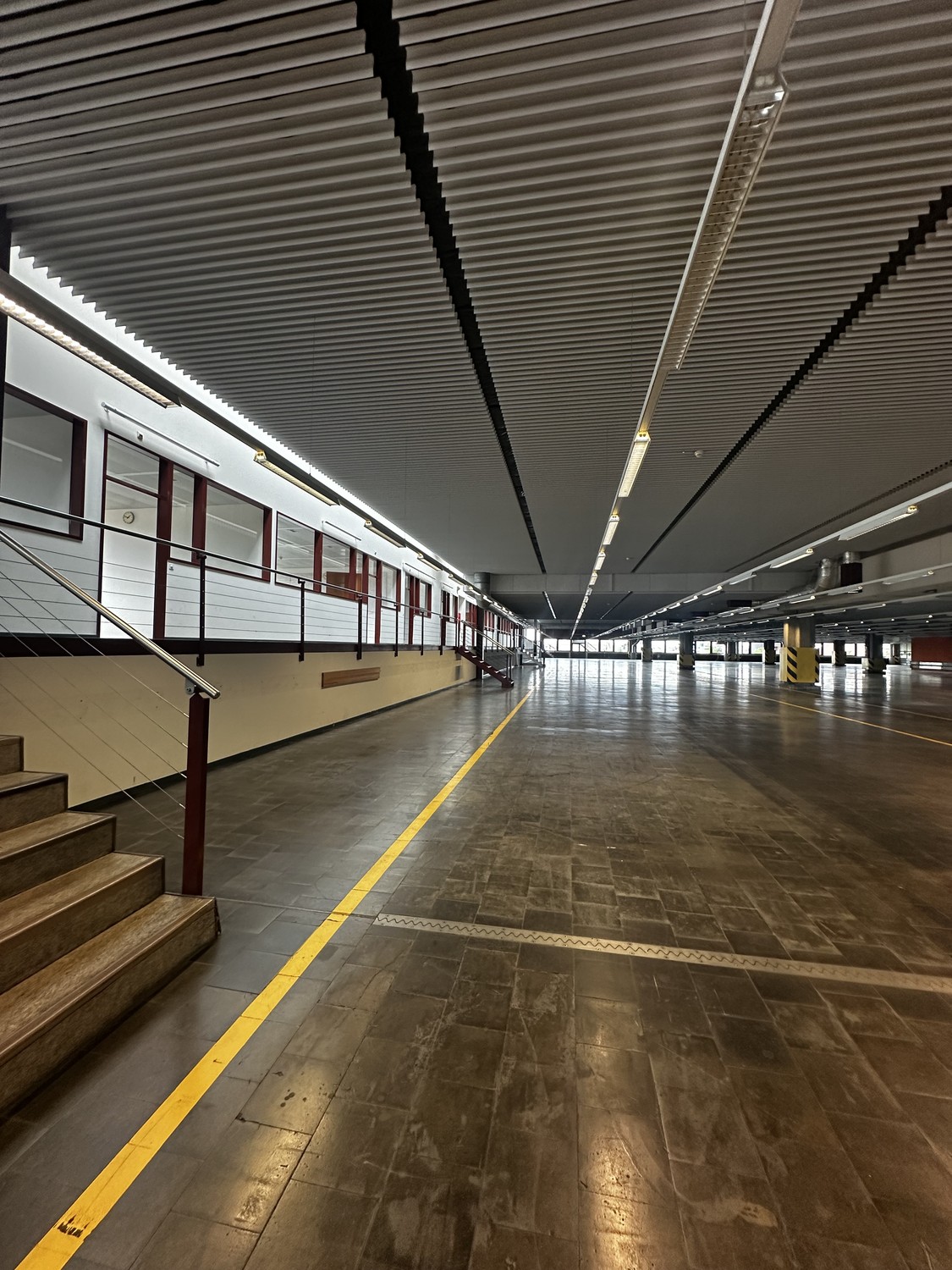 3934m² commerciale, foto 1 di 3