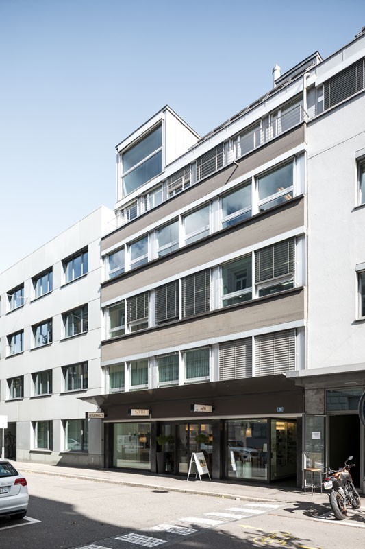 112m² office