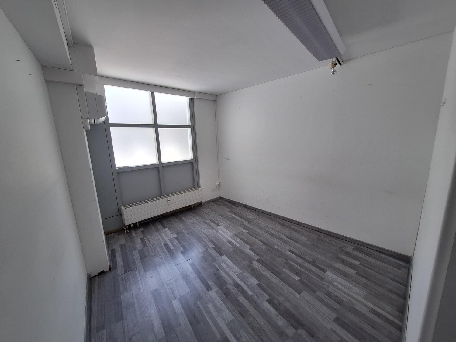 Negozio di 90m²