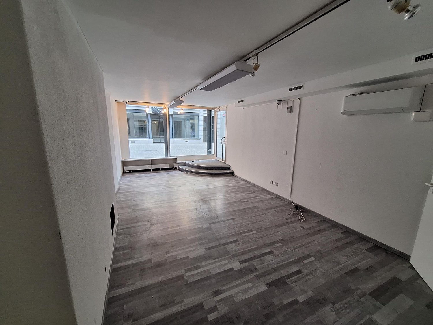Negozio di 90m²
