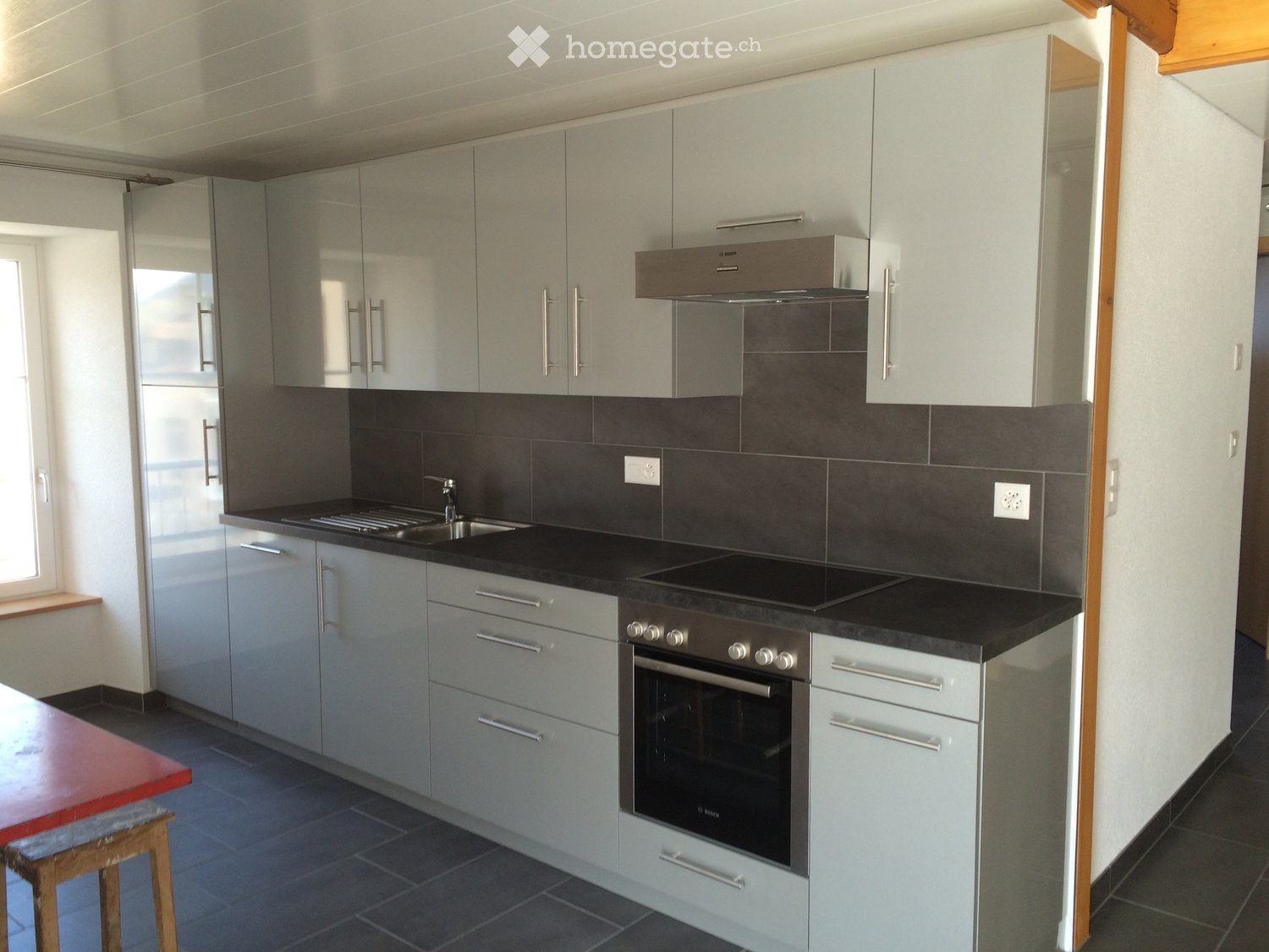 5 rooms apartment