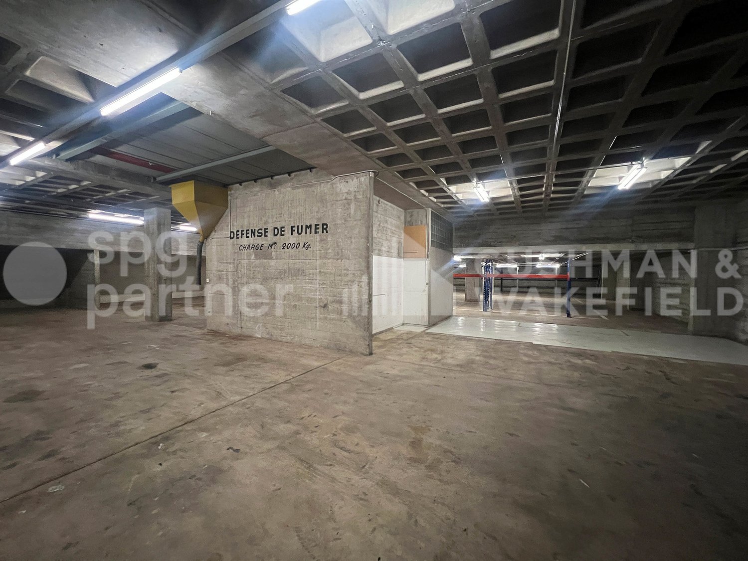 2500m² commerciale