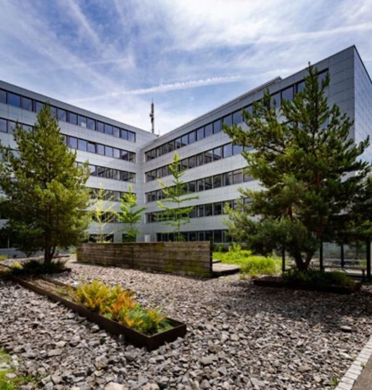 1300m² ufficio