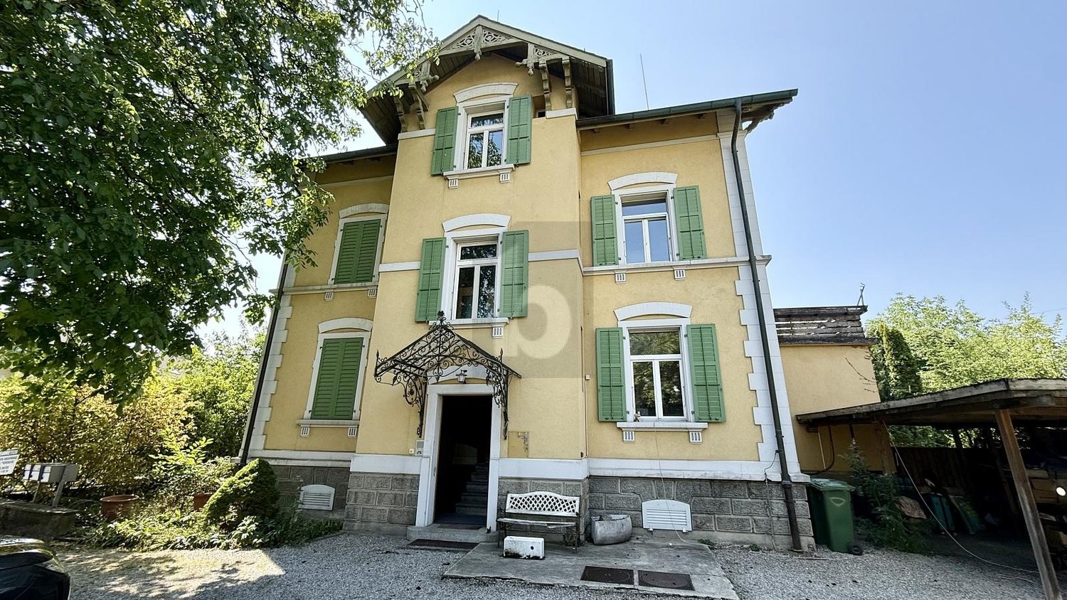 Duplex di 5 ½ locali, foto 2 di 4