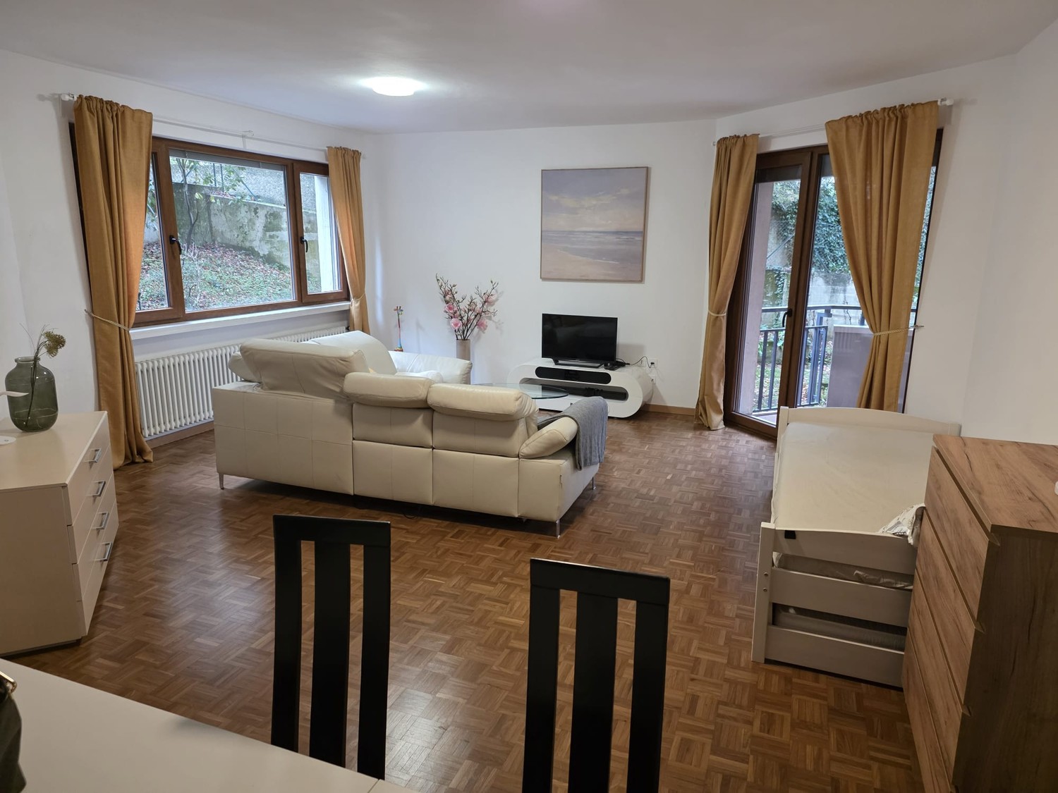 Appartamento di 2 ½ locali, foto 2 di 6