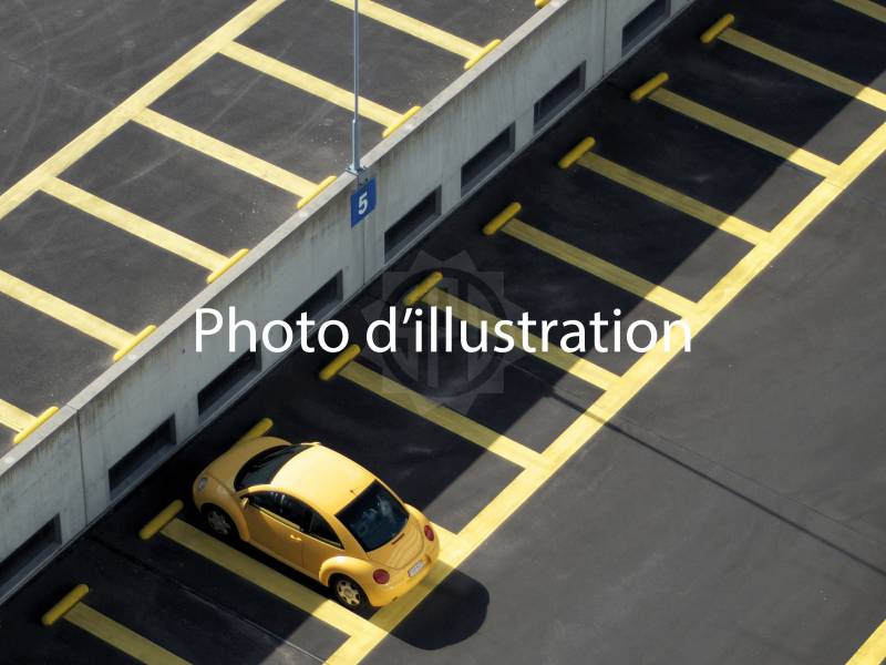 Eingeschlossener Parkplatz