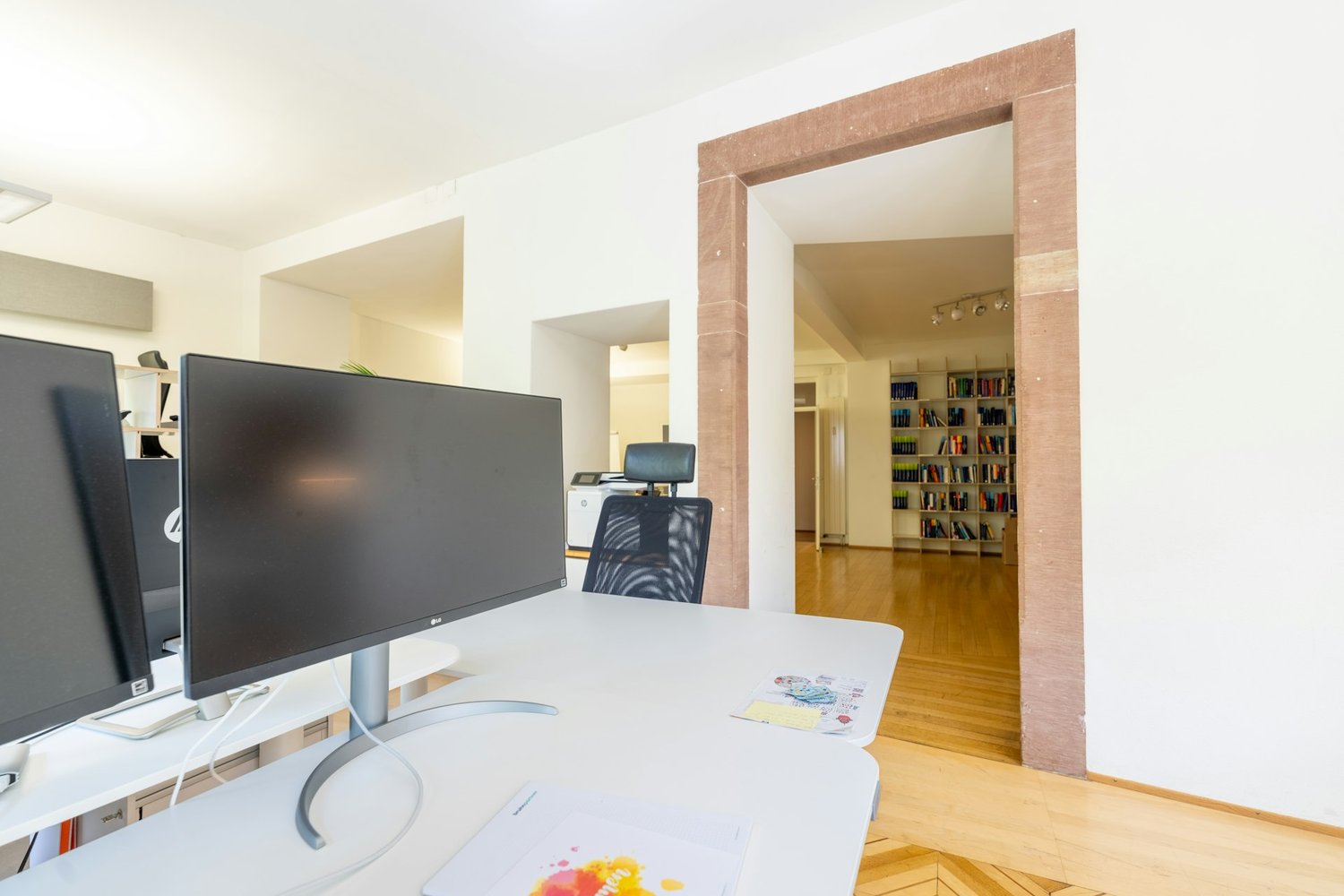195m² ufficio, foto 5 di 10