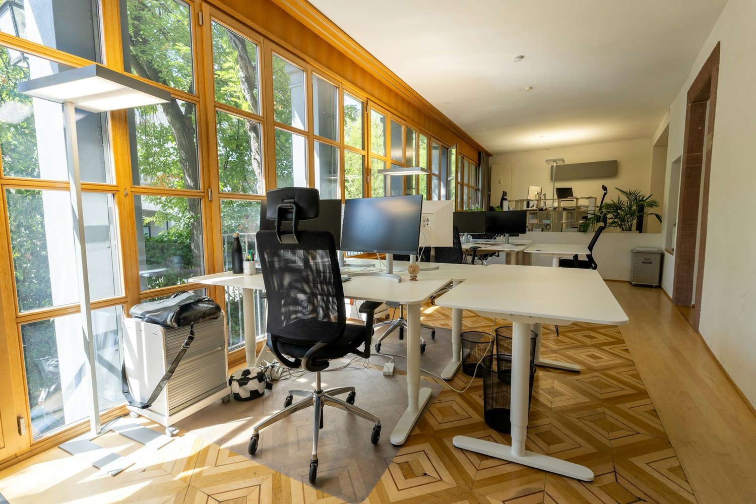 195m² ufficio, foto 1 di 10