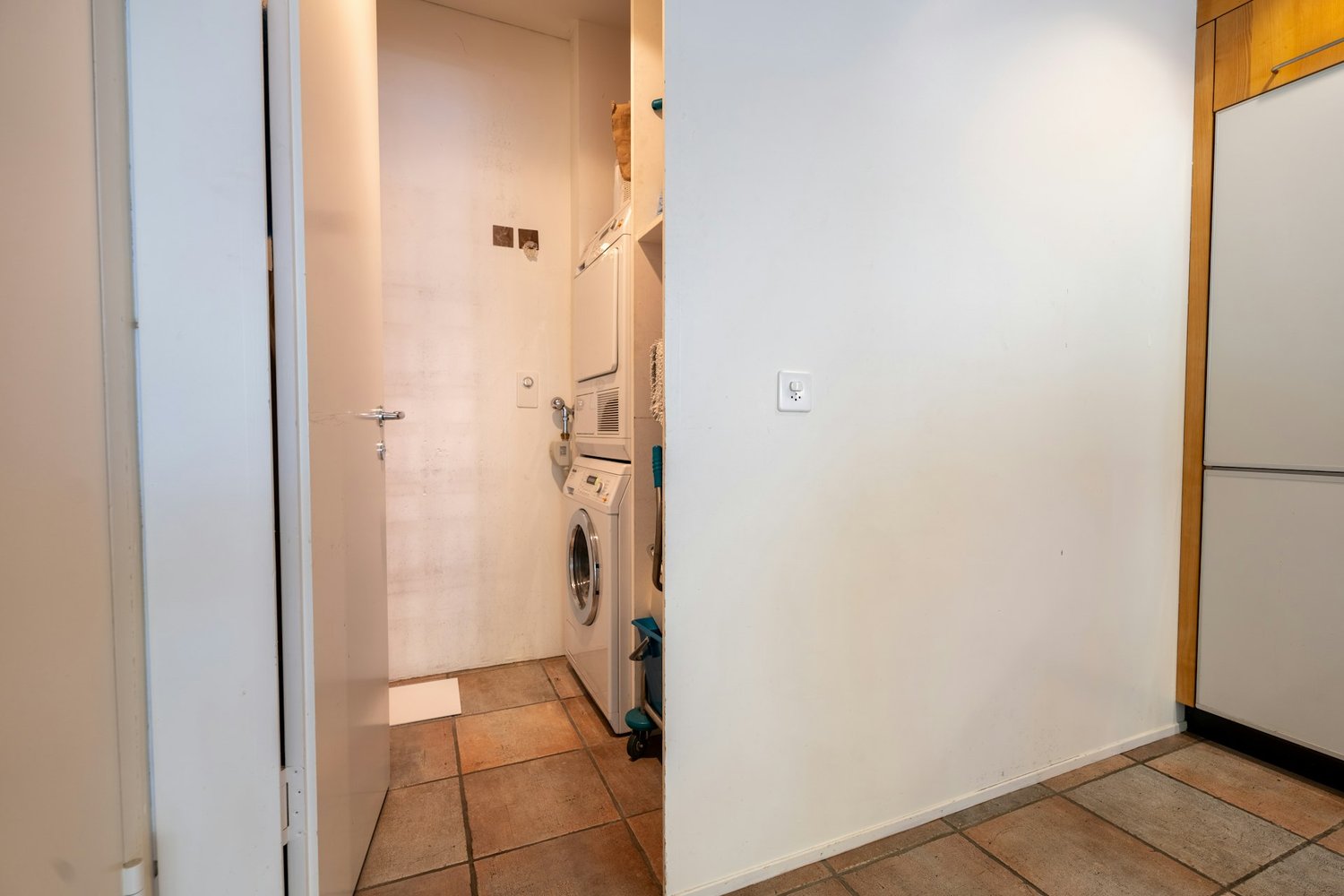 195m² ufficio, foto 3 di 10