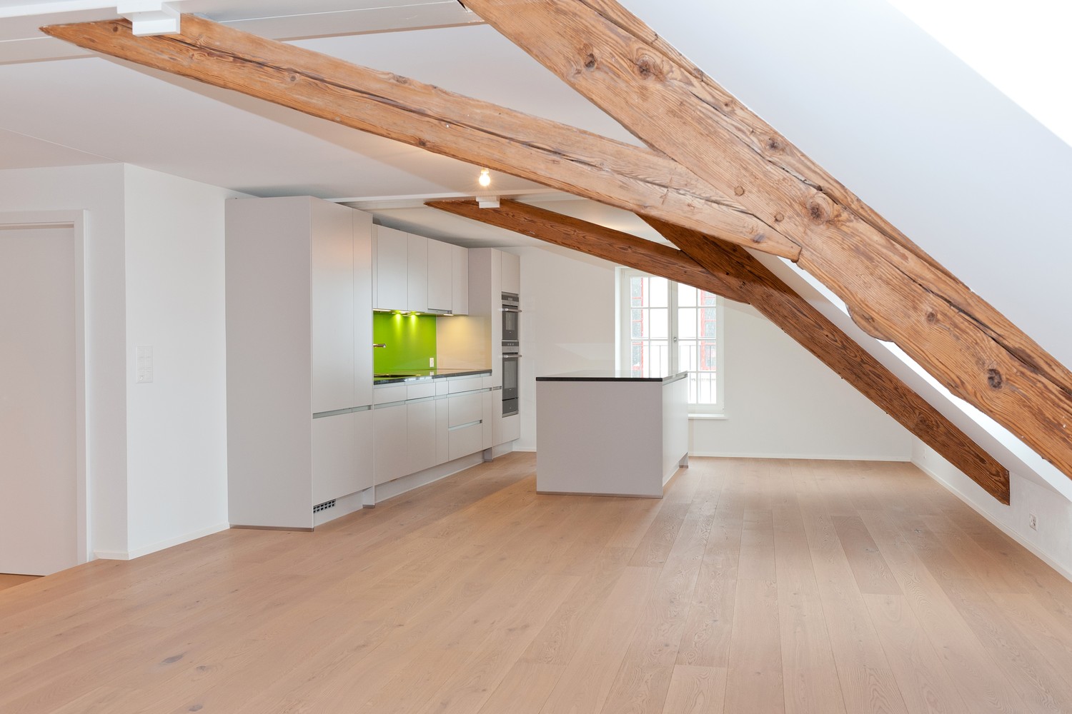 Appartamento di 4 ½ locali, foto 1 di 10
