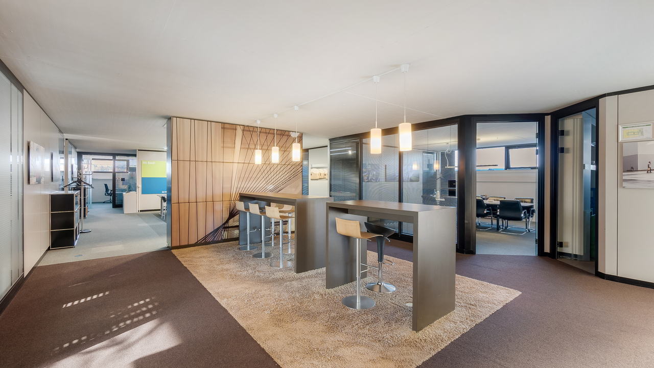 3933m² commerciale