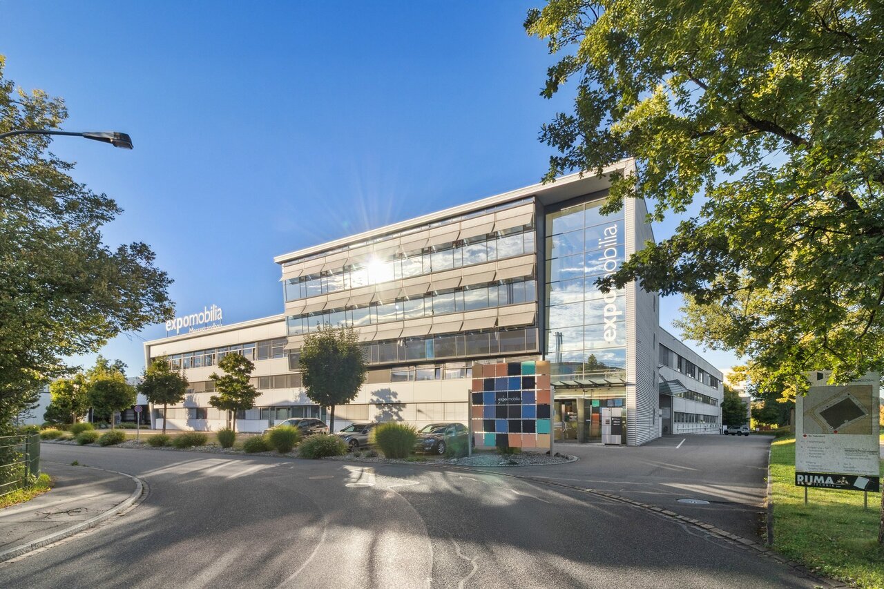 3933m² commerciale