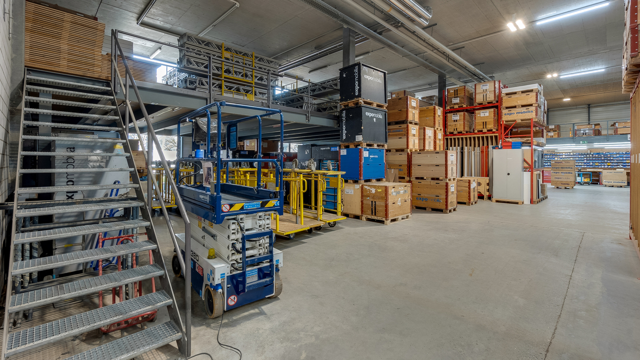 3933m² commerciale