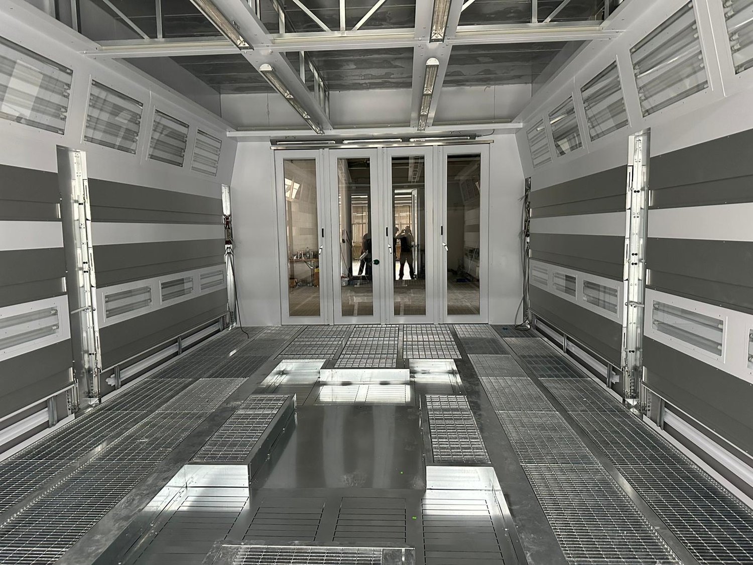 Officina di 1200m²