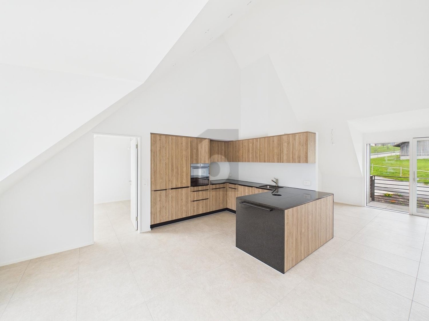 5 rooms roof flat