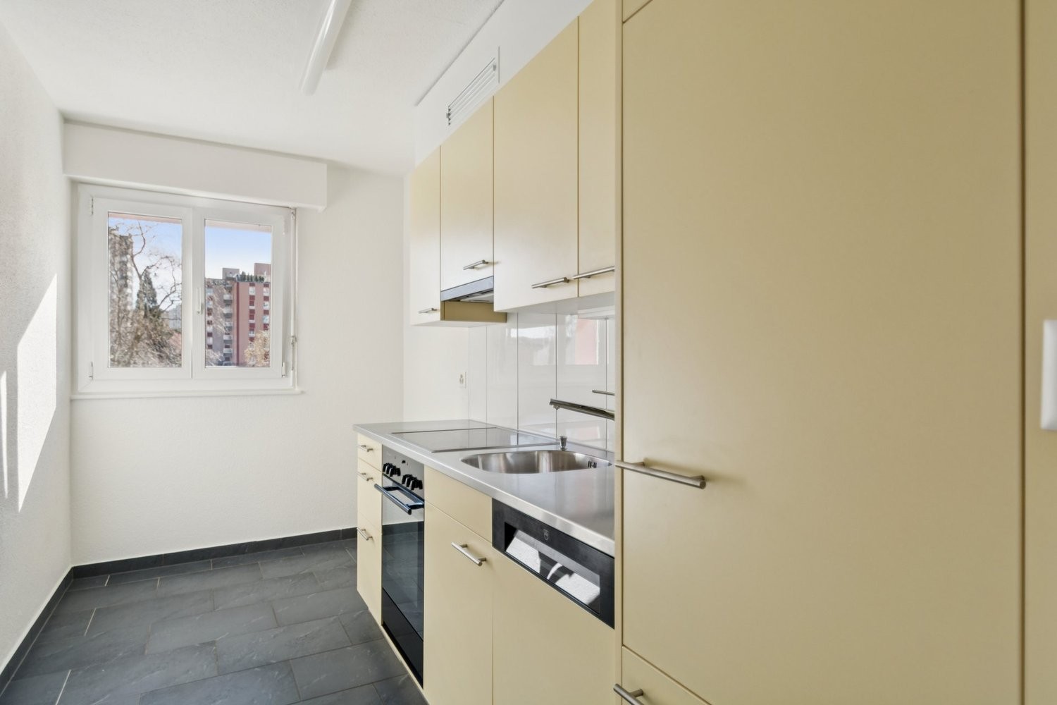 Appartamento di 3 locali, foto 3 di 7