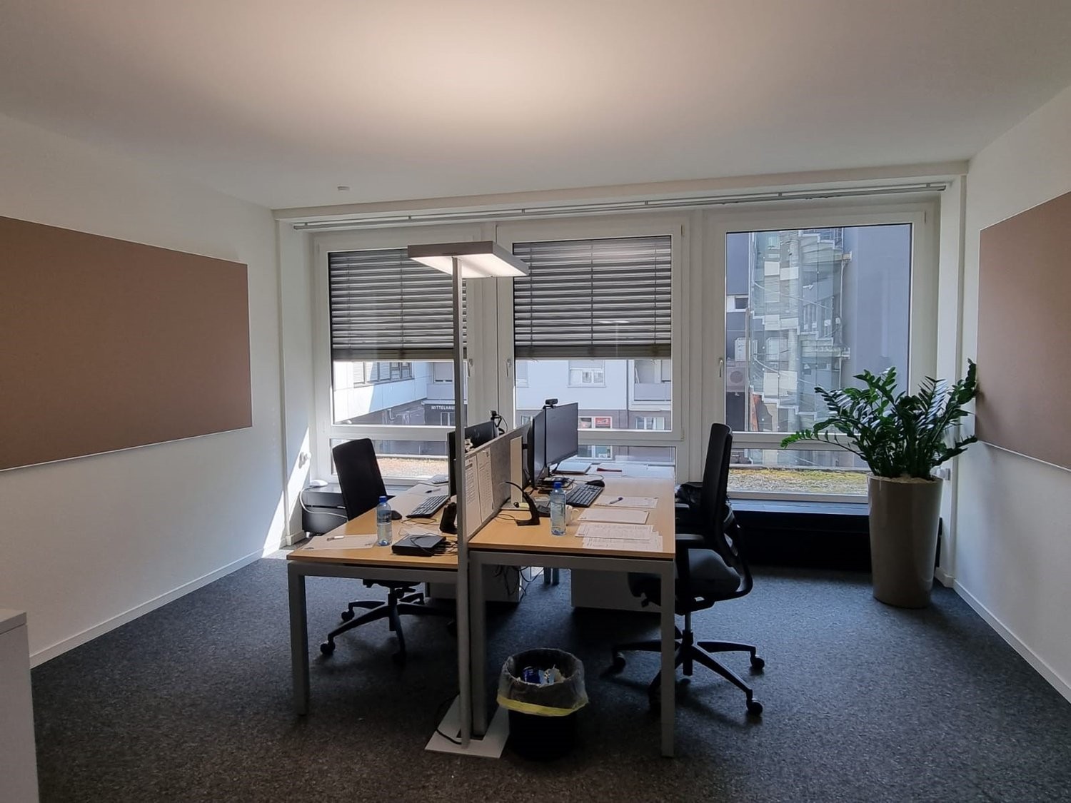 160m² ufficio, foto 4 di 9