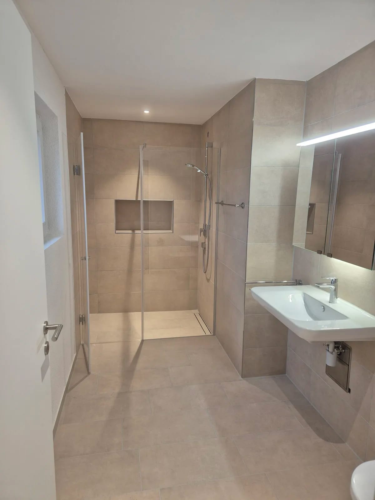 Appartamento attico di 3 ½ locali, foto 6 di 8