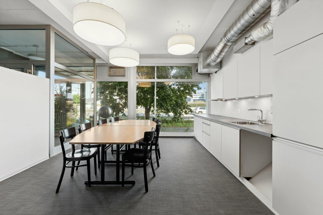 310m² office, foto 9 di 10