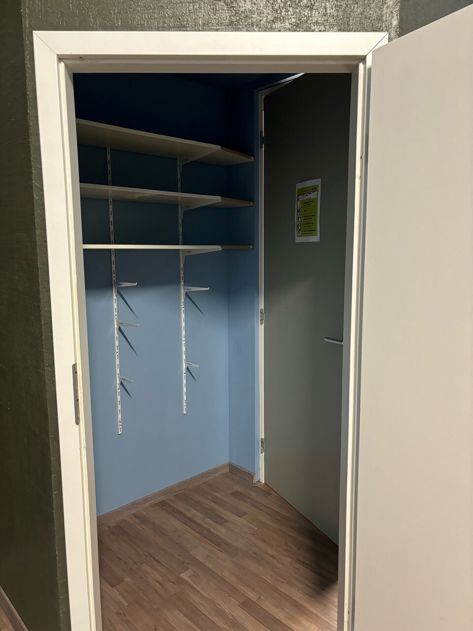 35m² workshop