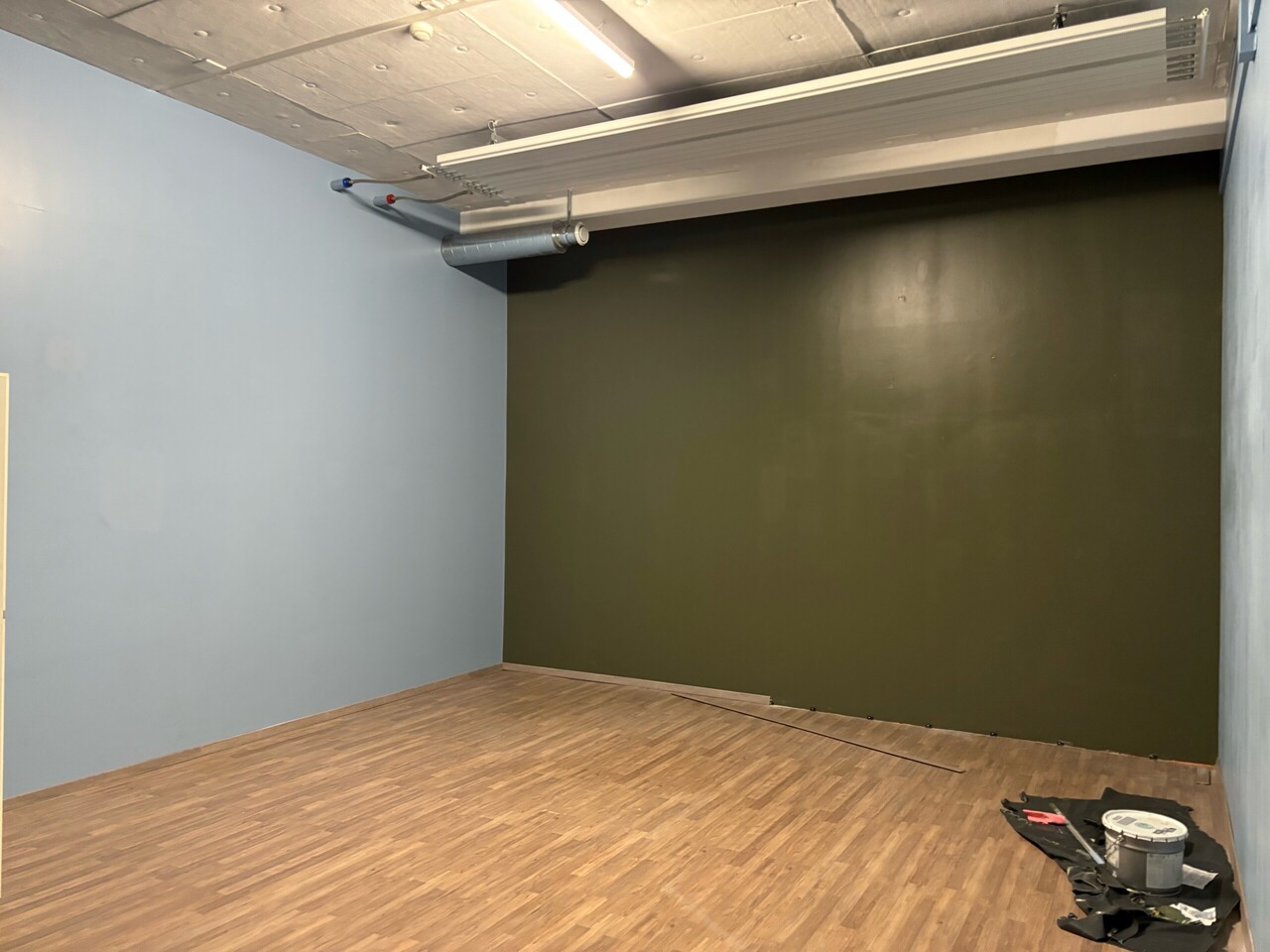 35m² workshop